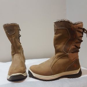 NWOT Santana Canada Boots size 6
